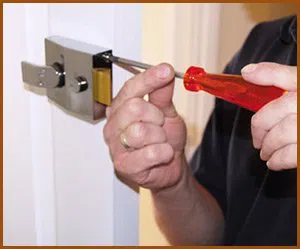 Interstate Locksmith Shop Detroit, MI 313-960-7684 - 13-lock-replace