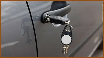 Interstate Locksmith Shop Detroit, MI 313-960-7684 - 18-car-unlock